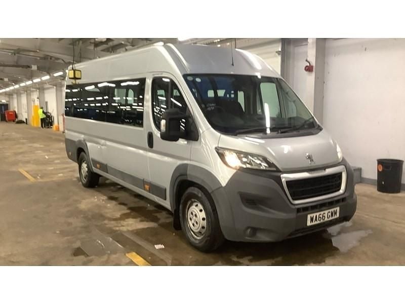 Used Peugeot Boxer 130 HP (95 kW) 2016 Silver Van