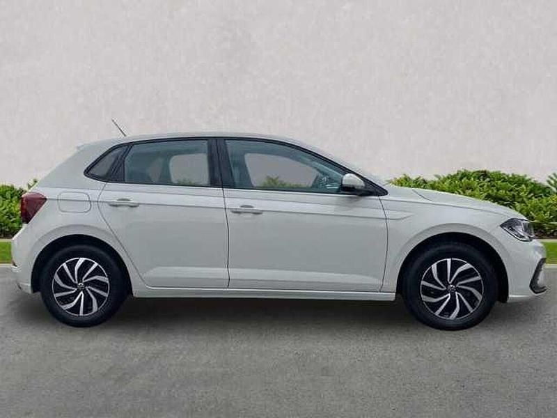 Used VW Polo Life 80 HP (58 kW) 2023 Grey Hatchback
