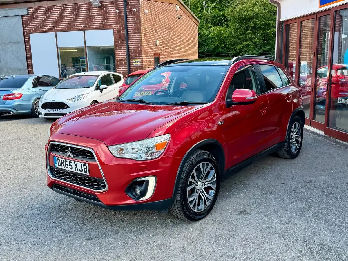 Used Mitsubishi ASX 147 HP (108 kW) 2015 Red SUV