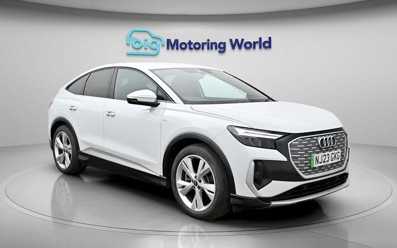 Used Audi Q4 Sportback e-tron S-Line 150 kW (204 HP) 2023 White SUV