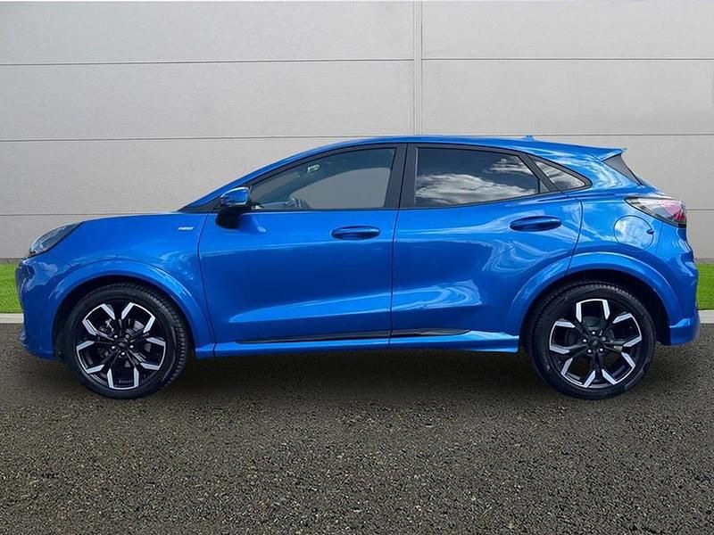 Begagnad Ford Puma 2021 Blå SUV