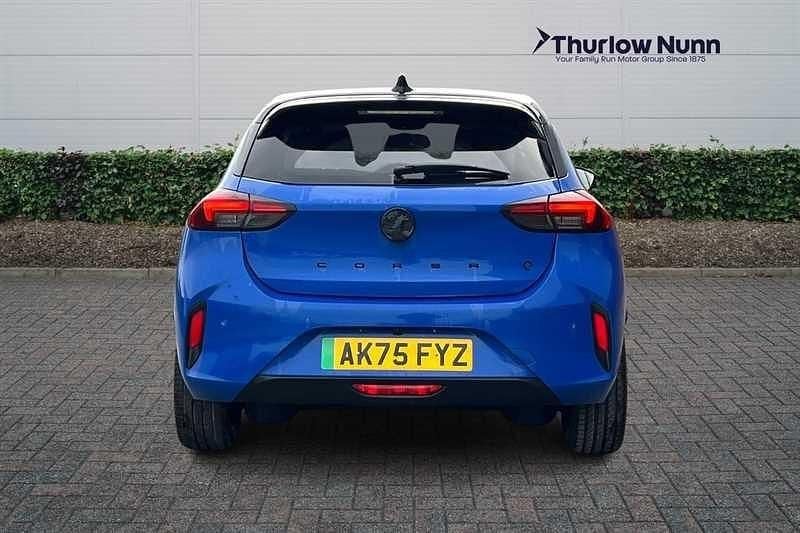 Usado Vauxhall Corsa-e Ultimate 100 kW (136 HP) 2025 Azul Citadino