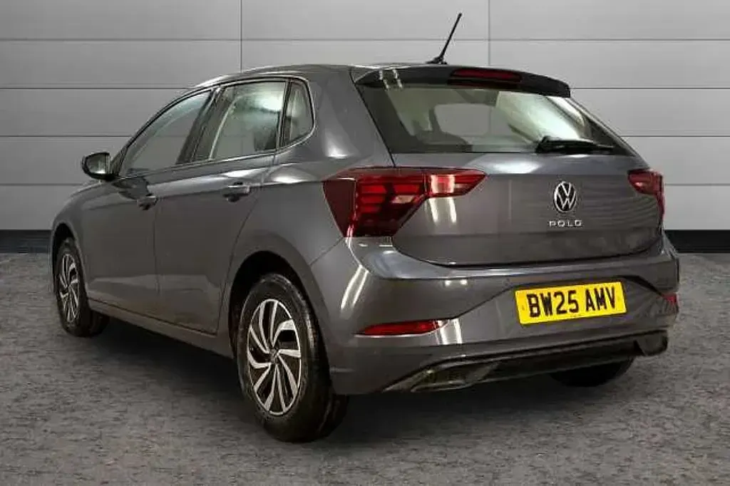 Used VW Polo Life 95 HP (69 kW) 2025 Grey Hatchback
