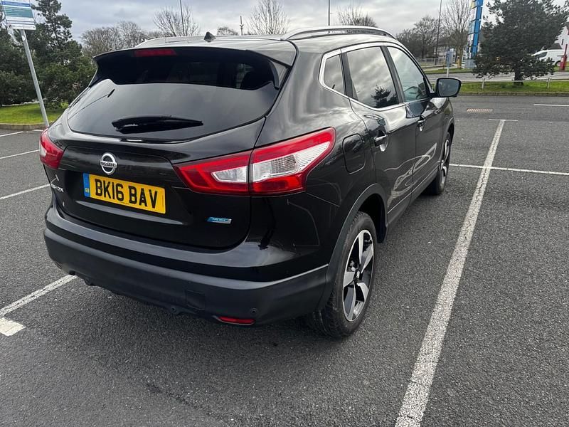 Used Nissan Qashqai N-Connecta 2016 Black SUV