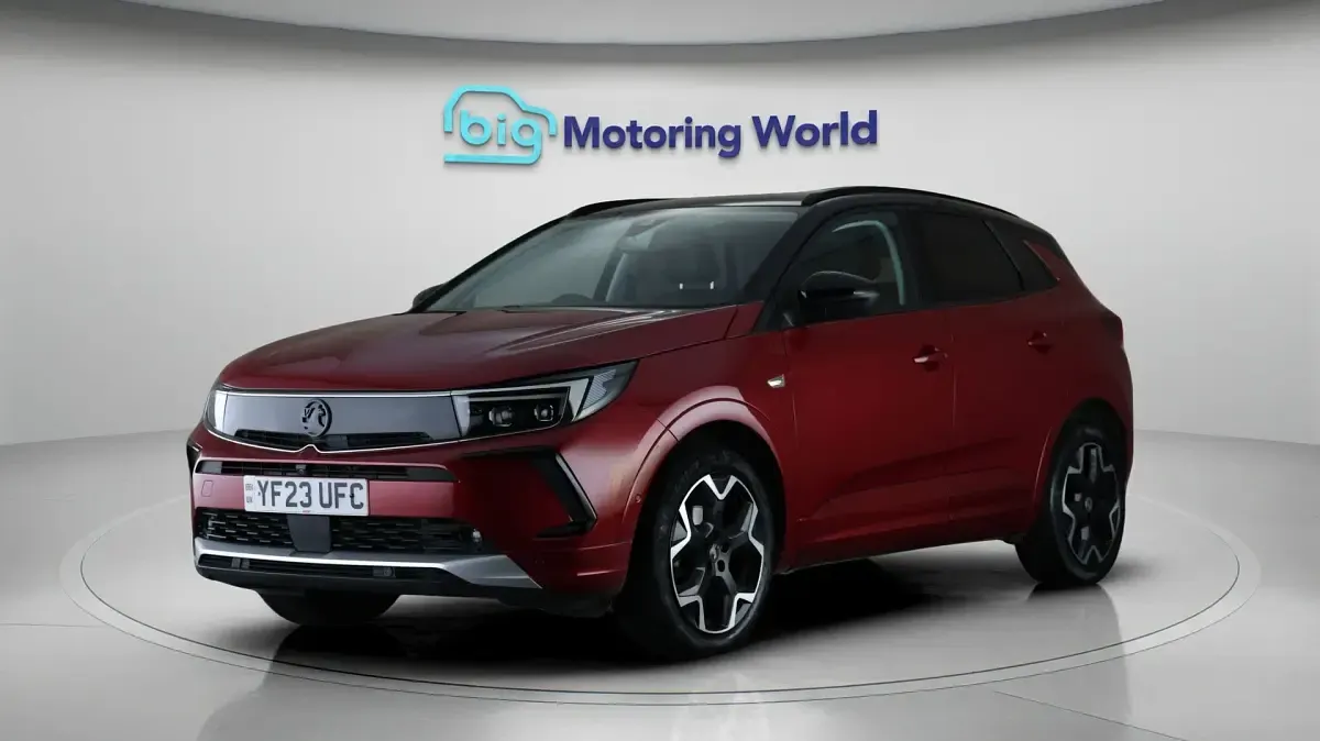 Used Vauxhall Grandland X Ultimate 131 HP (96 kW) 2023 Red SUV