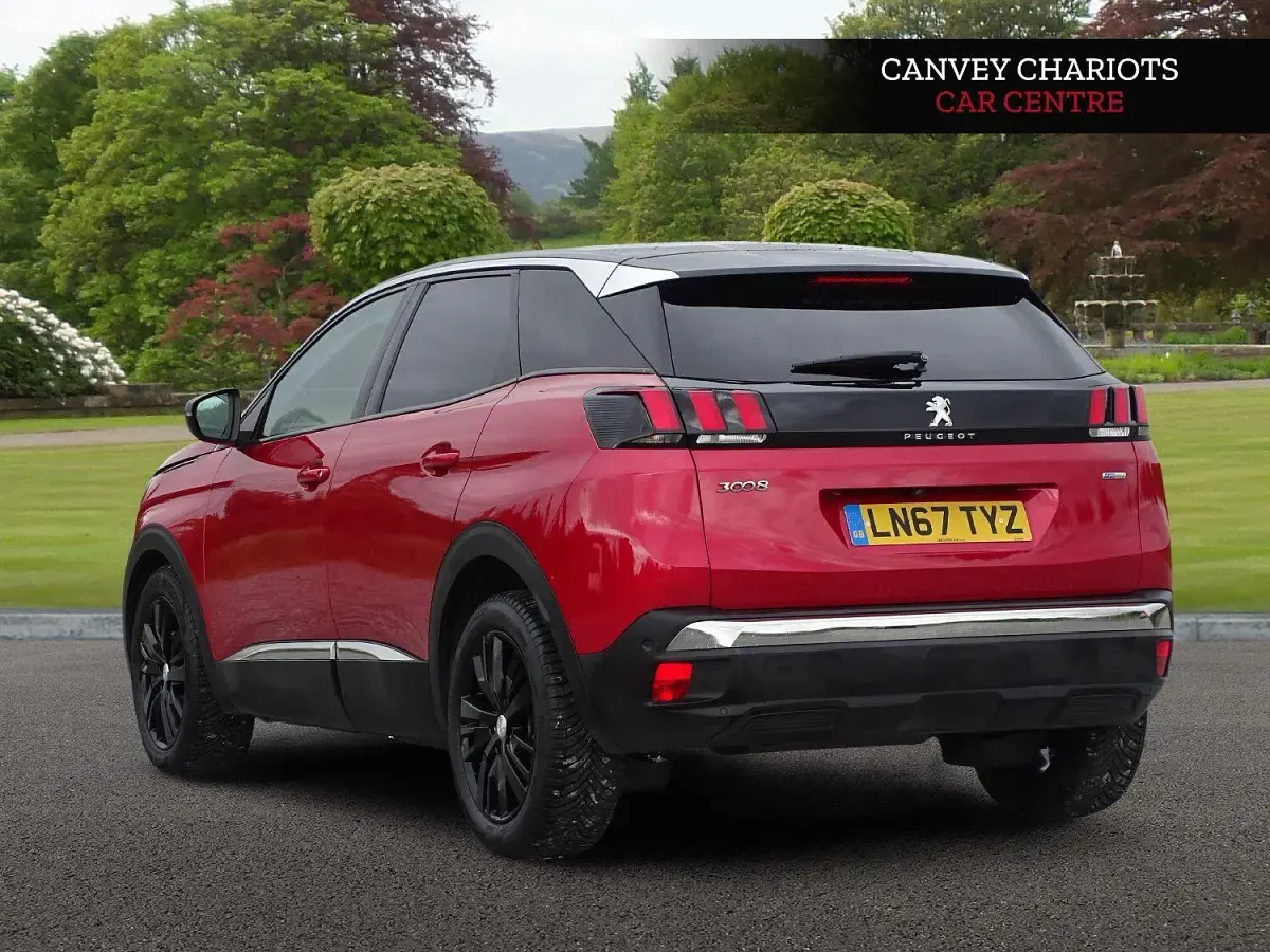 Used Peugeot 3008 Allure 130 HP (95 kW) 2017 Red SUV