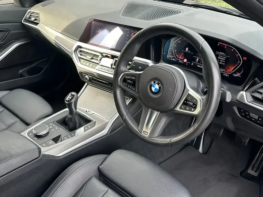 Used BMW 318 M Sport 150 HP (110 kW) 2019 Grey Sedan