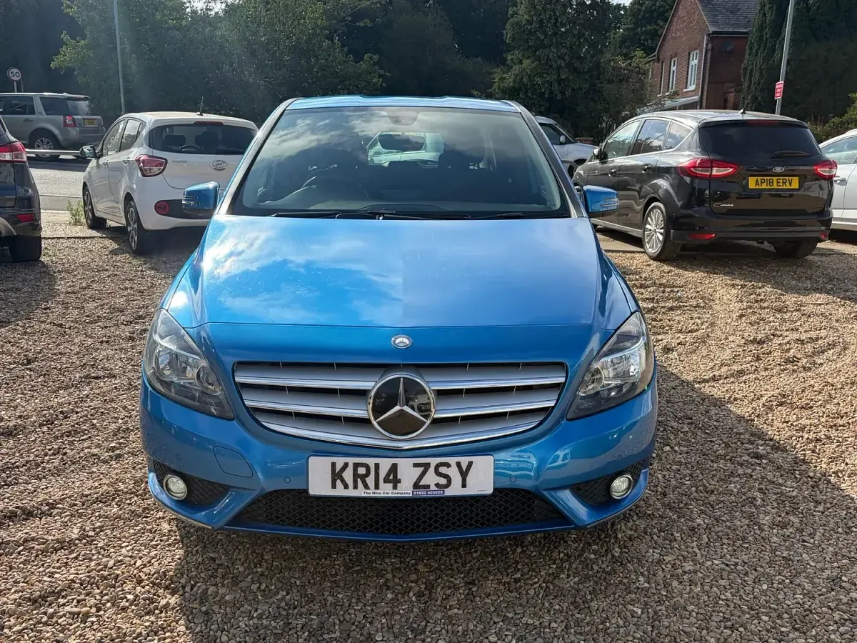 Used Mercedes B180 SE 109 HP (80 kW) 2014 Blue MPV