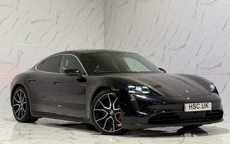 Begagnad Porsche Taycan 389 kW (530 HK) 2023 Sedan
