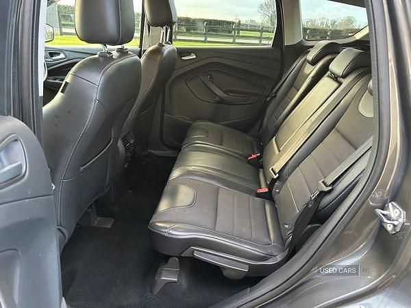 Used Ford Kuga Titanium 150 HP (110 kW) 2016 Grey SUV