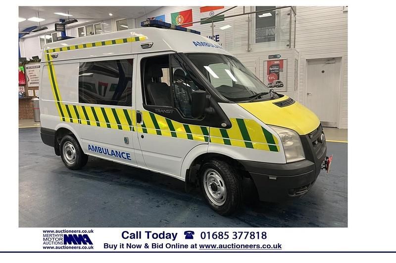 Used Ford Transit 125 HP (91 kW) 2013 White Van