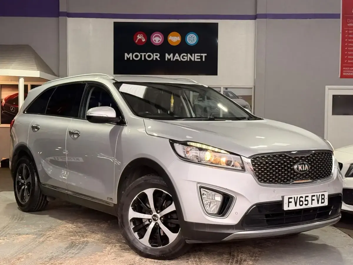 Used Kia Sorento 200 HP (147 kW) 2015 Silver SUV