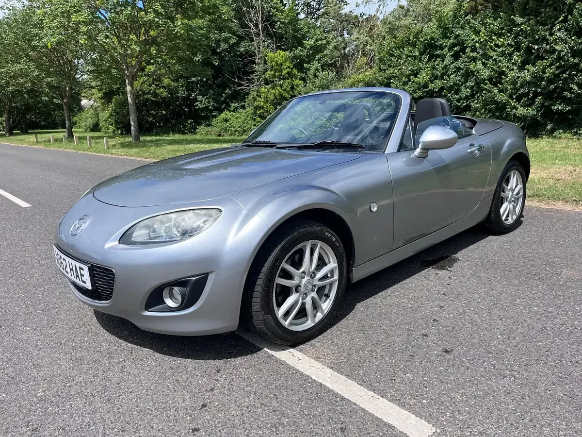 Used Mazda MX5 126 HP (92 kW) 2012 Silver Cabriolet