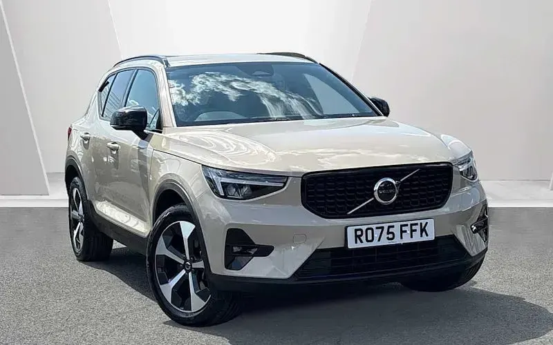 Used Volvo XC40 Plus 163 HP (119 kW) 2026 SUV