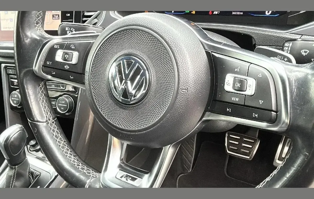 Used VW T-Roc R-line 150 HP (110 kW) 2019 White SUV