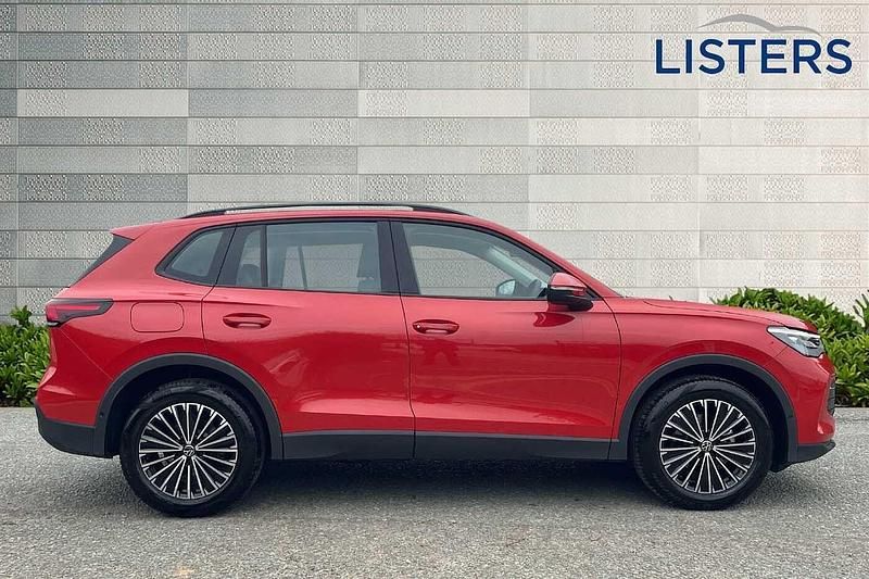 Used VW Tiguan Life 2024 Red SUV