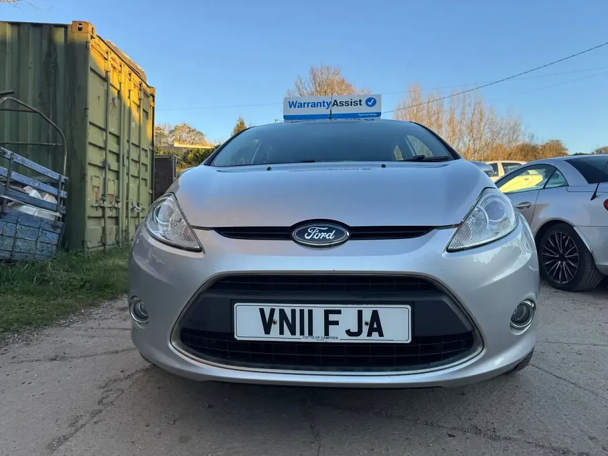 Used Ford Fiesta Zetec 2011 Silver Hatchback