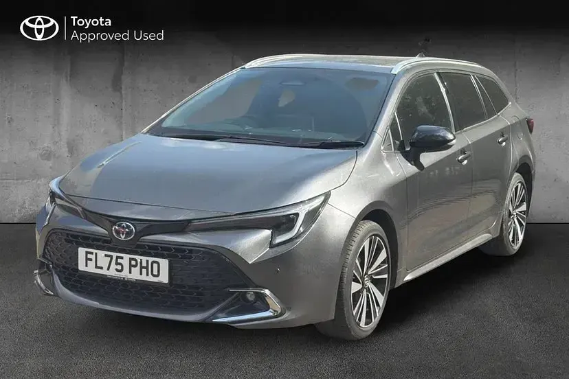 Used Toyota Corolla Design 140 HP (102 kW) 2025 Grey Estate
