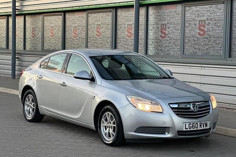 Used Vauxhall Insignia 2010 Silver Hatchback