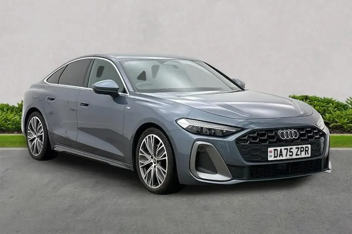 Begagnad Audi A5 S-Line 147 HK (108 kW) 2025 Blå Sedan