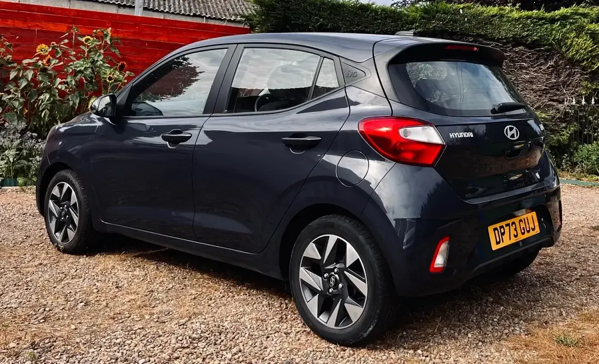 Used Hyundai i10 Advanced 2024 Grey Hatchback