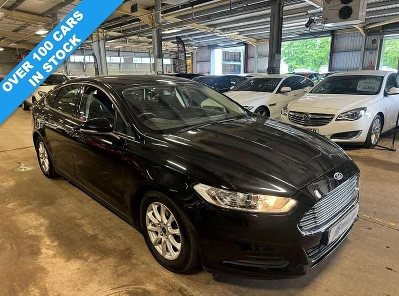 Black Used 2016 Ford Mondeo Style Hatchback | £5,990 (Fair price) - Image 1/4