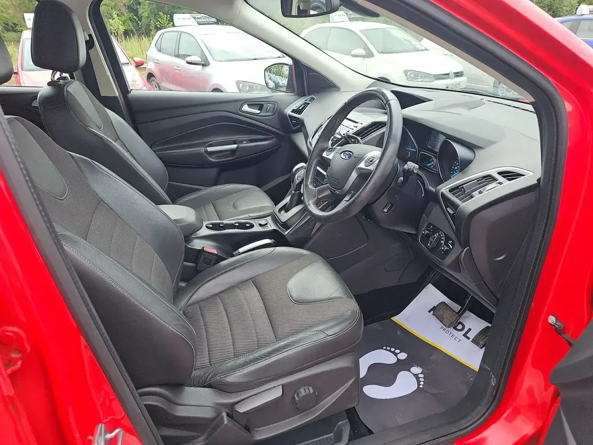 Used Ford Kuga Titanium 2016 Red SUV