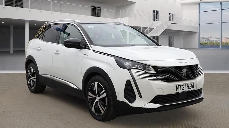 White Used 2021 Peugeot 3008 Premium Hatchback | £12,779 (Fair price) - Image 1/4
