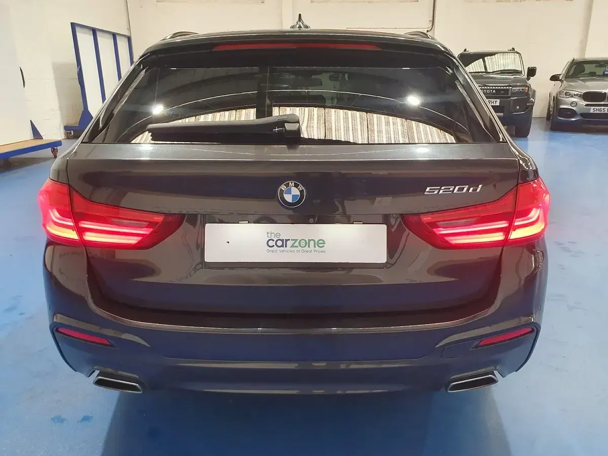 Used BMW 520 M Sport 187 HP (137 kW) 2019 Grey Estate
