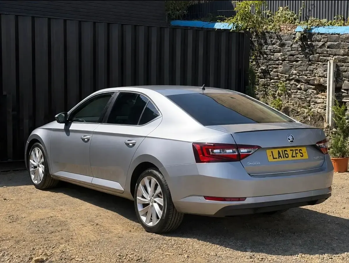 Used Skoda Superb 2016 Grey Hatchback