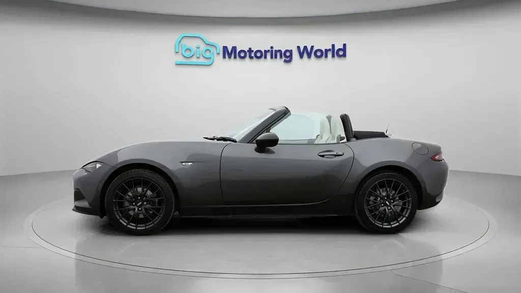 Used Mazda MX5 Inclusive 184 HP (135 kW) 2022 Grey Cabriolet