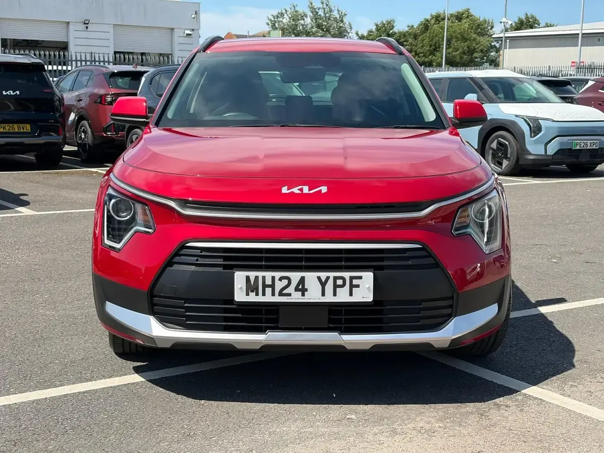 Used Kia Niro 2024 Red SUV