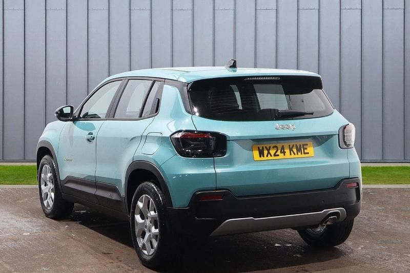 Used Jeep Avenger Altitude 100 HP (73 kW) 2024 Grey SUV