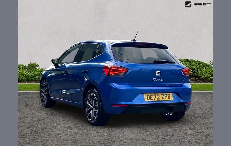 Used Seat Ibiza XCELLENCE Lux 108 HP (79 kW) 2023 Blue Hatchback