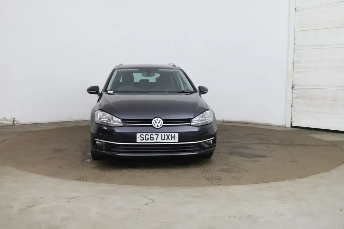 Used VW Golf VII GT 150 HP (110 kW) 2017 Black Estate