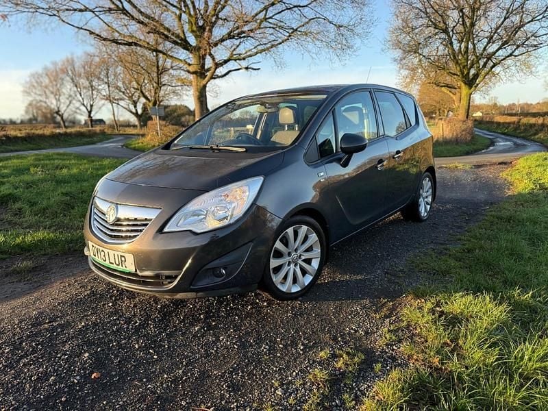 Used Vauxhall Meriva 130 HP (95 kW) 2013 Grey MPV