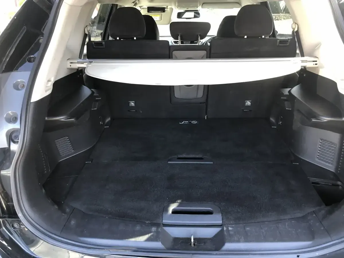 Used Nissan X-Trail N-TEC 130 HP (95 kW) 2015 Black SUV