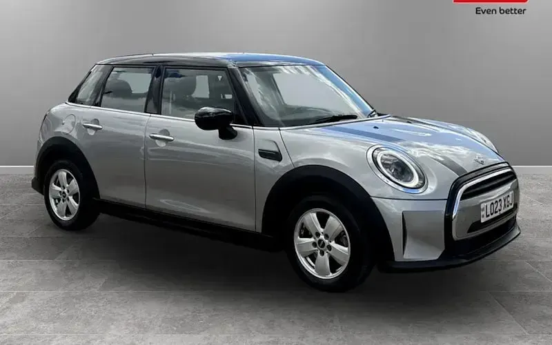 Used Mini Cooper Classic 136 HP (100 kW) 2022 Hatchback