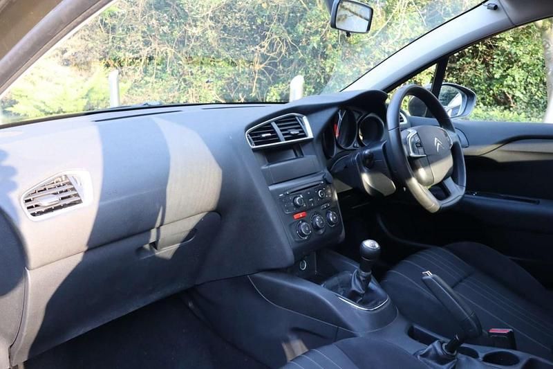 Used Citroën C4 VTR Sport 90 HP (66 kW) 2014 Bronze Hatchback