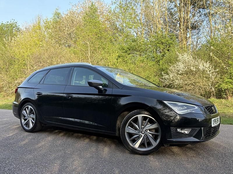 Begagnad Seat Leon FR 180 HK (132 kW) 2016 Svart Kombi