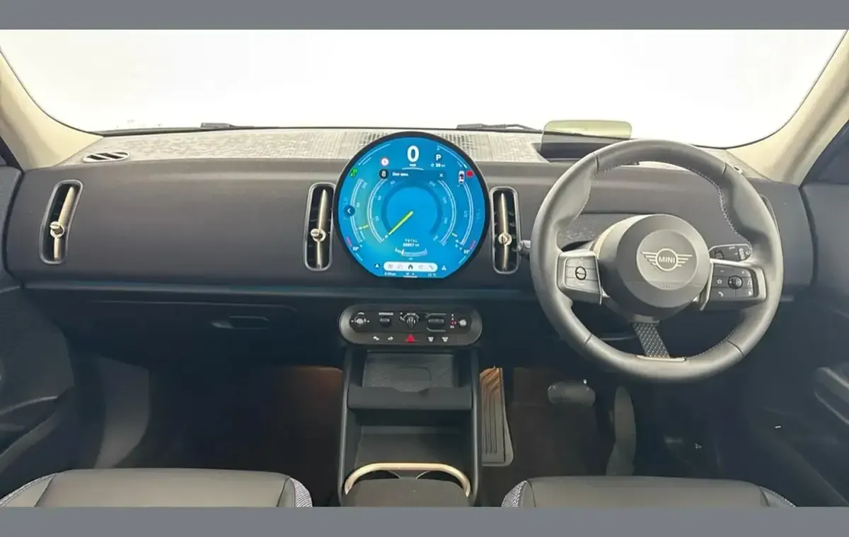 Usado Mini Countryman Classic 170 CV (125 kW) 2025 Negro SUV