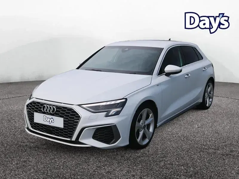 Used Audi A3 Sportback S-Line 150 HP (110 kW) 2022 White Hatchback