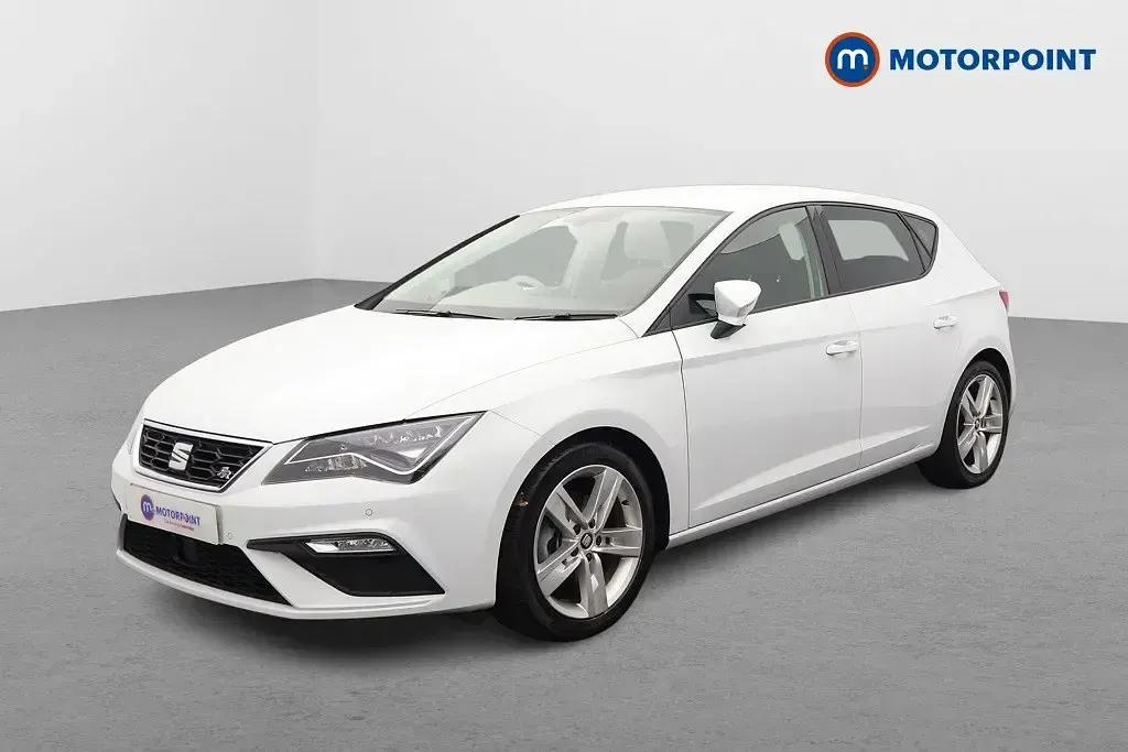Used Seat Leon FR 131 HP (96 kW) 2019 White Hatchback
