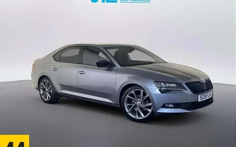 Used Skoda Superb SportLine 150 HP (110 kW) 2019 Hatchback