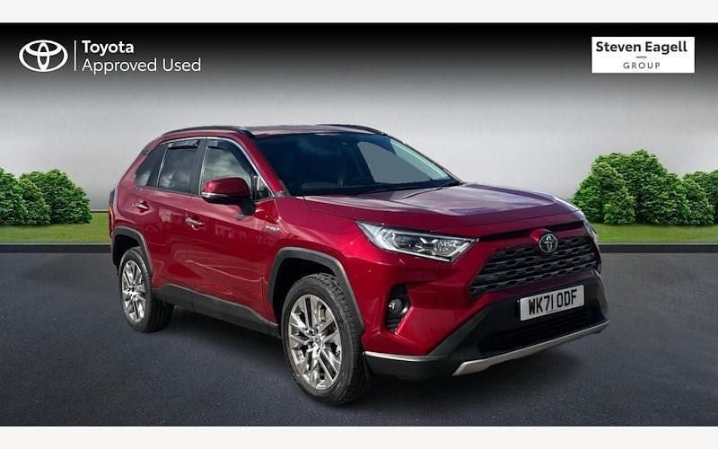 Used 2025 Toyota RAV4 Estate | £32,259 (Good price) - Image 1/4