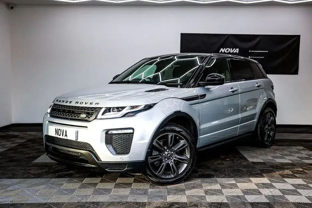 Used Land Rover Range Rover evoque Landmark 180 HP (132 kW) 2018 Silver SUV