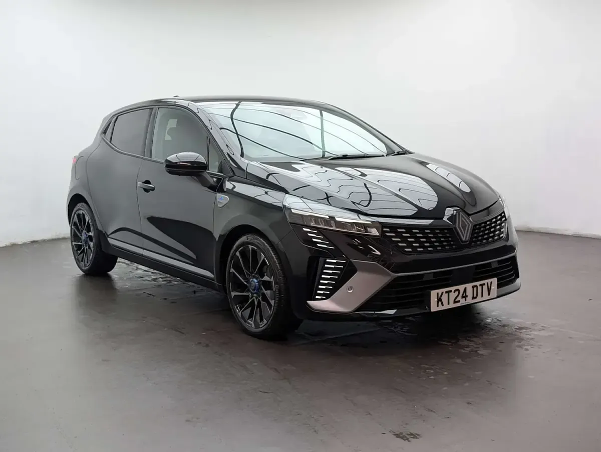 Used Renault Clio Esprit Alpine 90 HP (66 kW) 2024 Black Hatchback