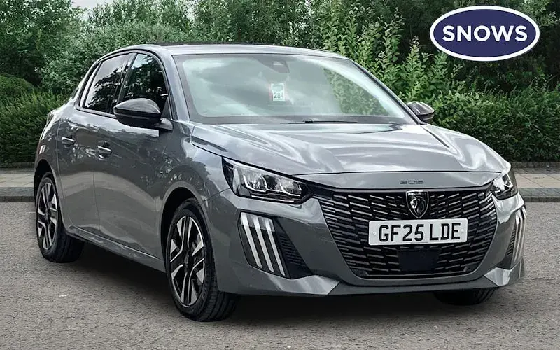 Used Peugeot 208 Allure 101 HP (74 kW) 2024 Hatchback