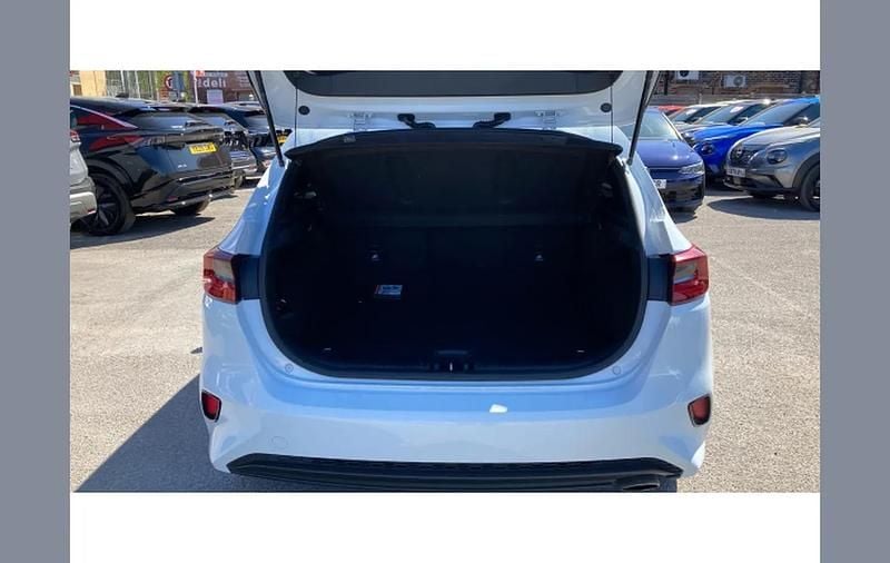 Used Kia Ceed 117 HP (86 kW) 2020 White Hatchback