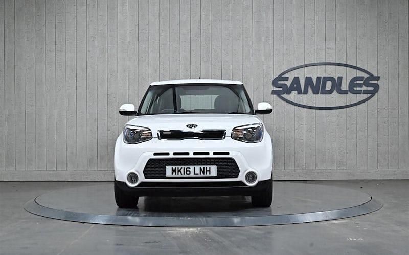 Used Kia Soul 136 HP (100 kW) 2015 White SUV